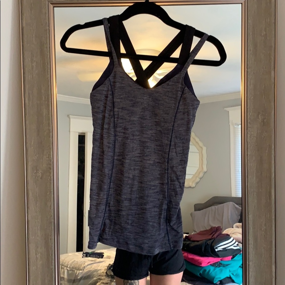 Lululemon tank